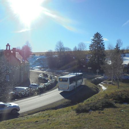 Logis Hotel Restaurant Auberge Du Bougnat Saint-Victor-la-Riviere ภายนอก รูปภาพ