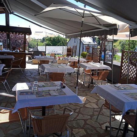 Logis Hotel Restaurant Auberge Du Bougnat Saint-Victor-la-Riviere ภายนอก รูปภาพ