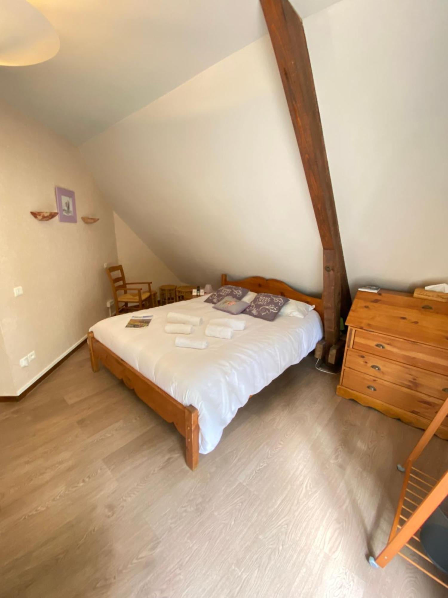 Logis Hotel Restaurant Auberge Du Bougnat Saint-Victor-la-Riviere ภายนอก รูปภาพ