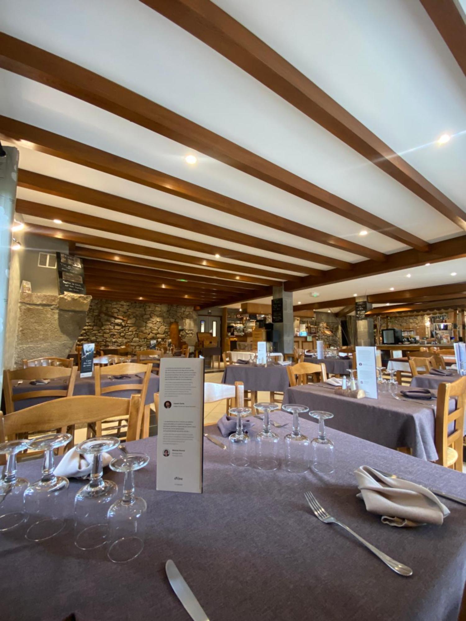 Logis Hotel Restaurant Auberge Du Bougnat Saint-Victor-la-Riviere ภายนอก รูปภาพ